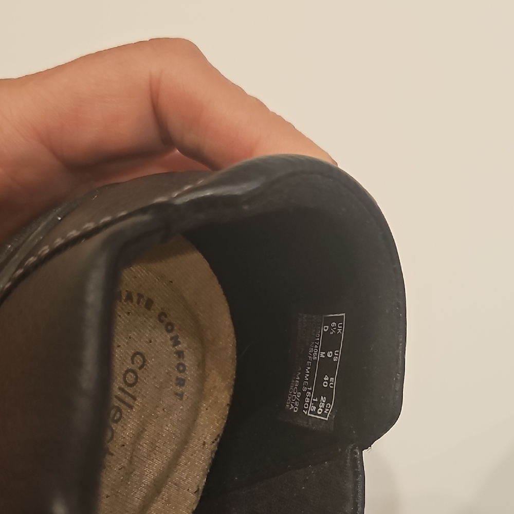 Clarks Black Leather Slip-On Flats Women's Size 9 - Picture 7 of 8